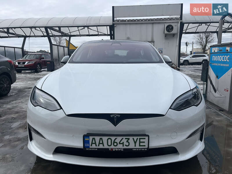 Tesla Model S 2022