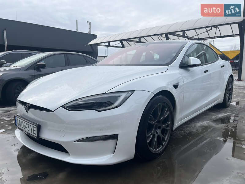 Tesla Model S 2022