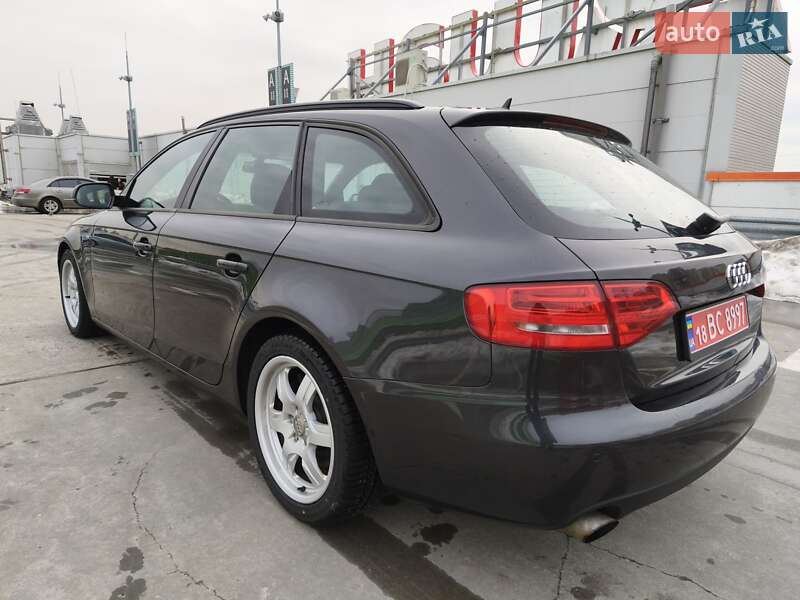 Audi A4 2011