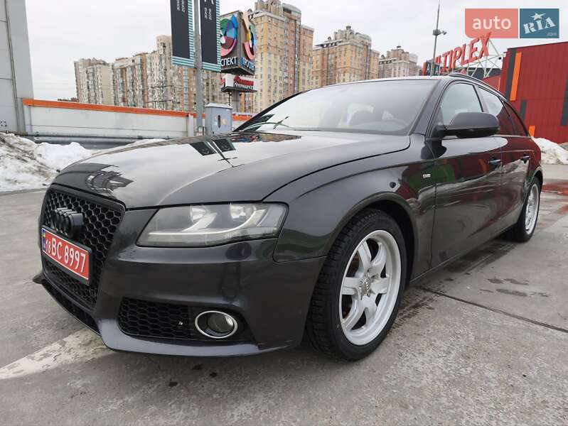 Audi A4 2011