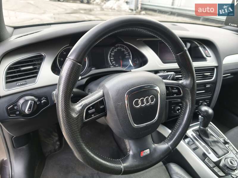Audi A4 2011