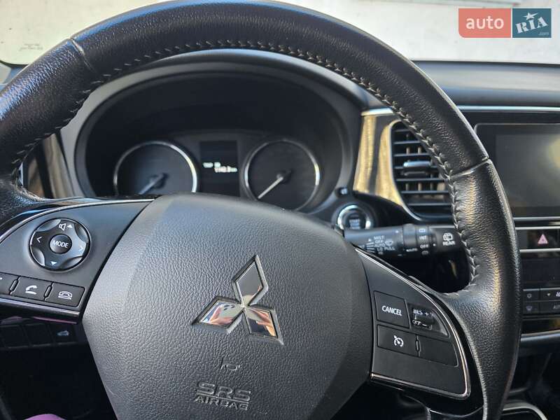 Mitsubishi Outlander 2019