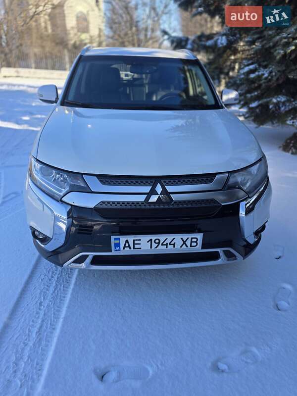 Mitsubishi Outlander 2019