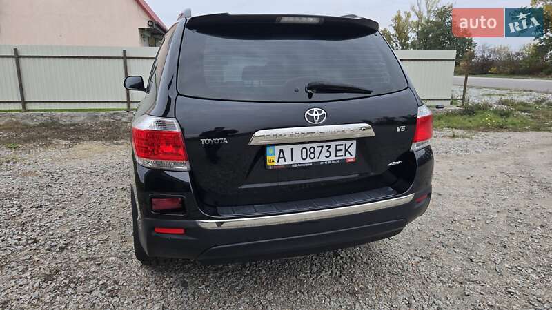 Toyota Highlander 2011