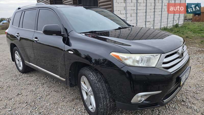 Toyota Highlander 2011
