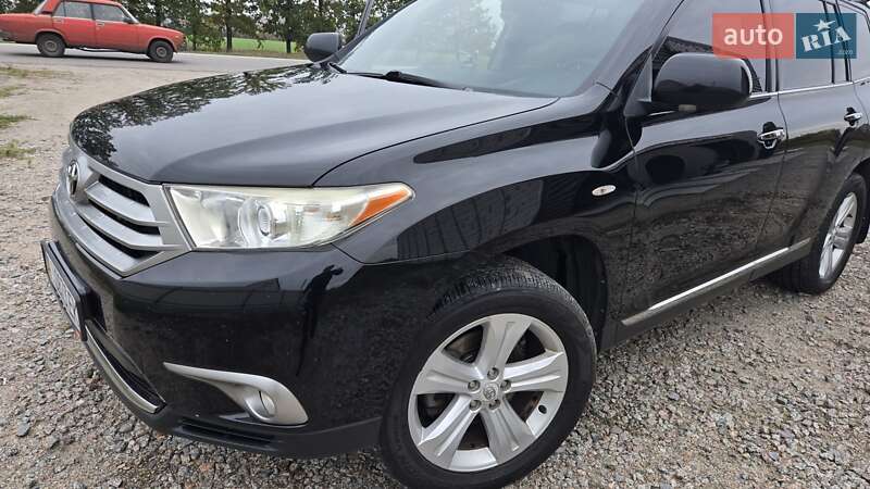 Toyota Highlander 2011