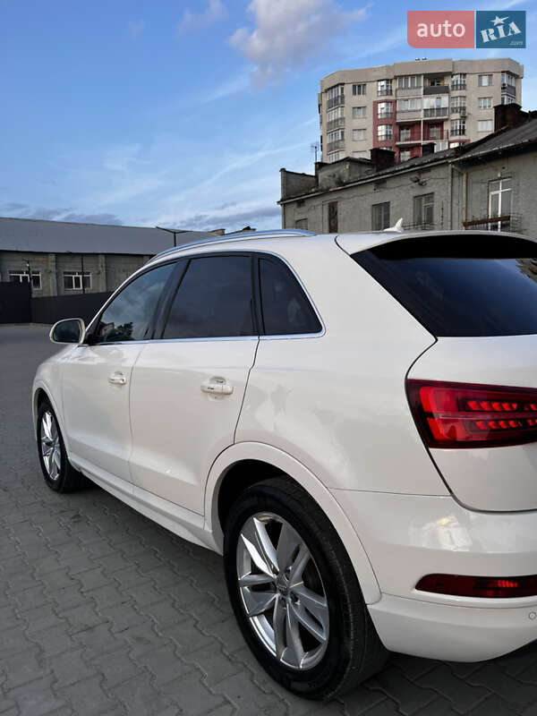 Audi Q3 2016