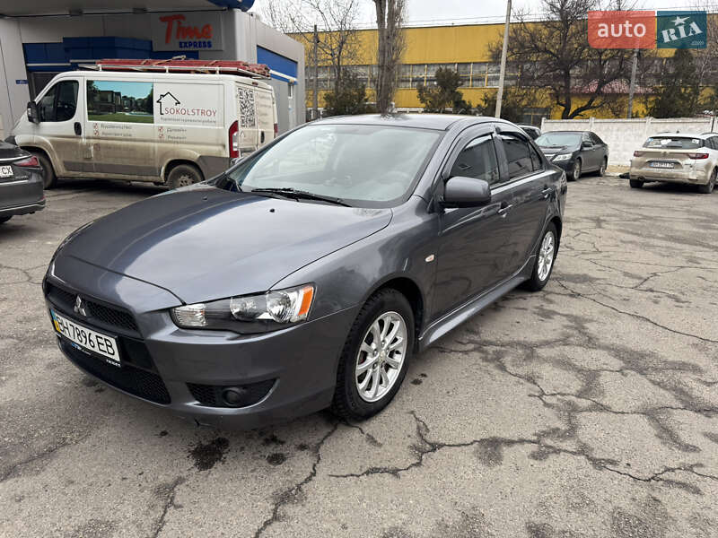 Mitsubishi Lancer 2011