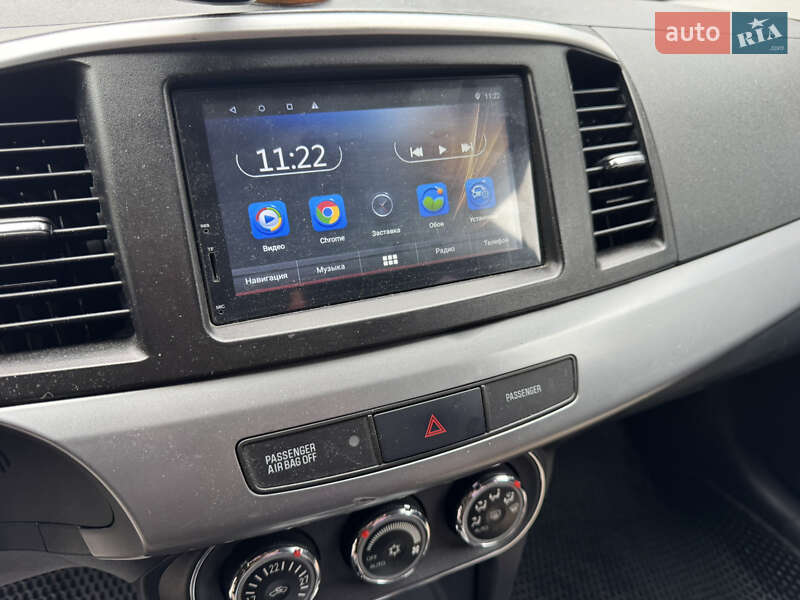 Mitsubishi Lancer 2011