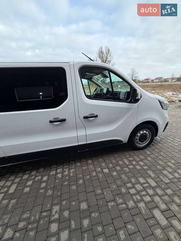 Renault Trafic 2023
