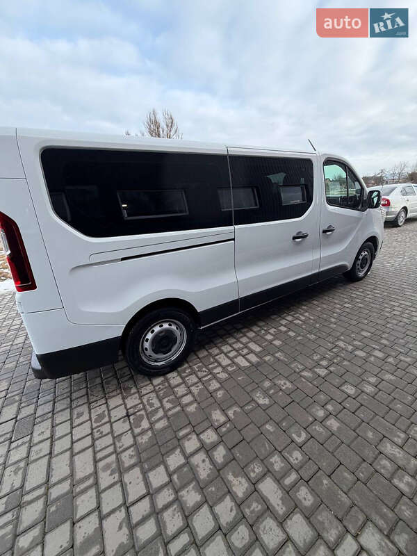 Renault Trafic 2023