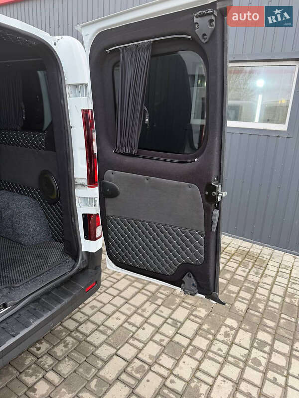 Renault Trafic 2023