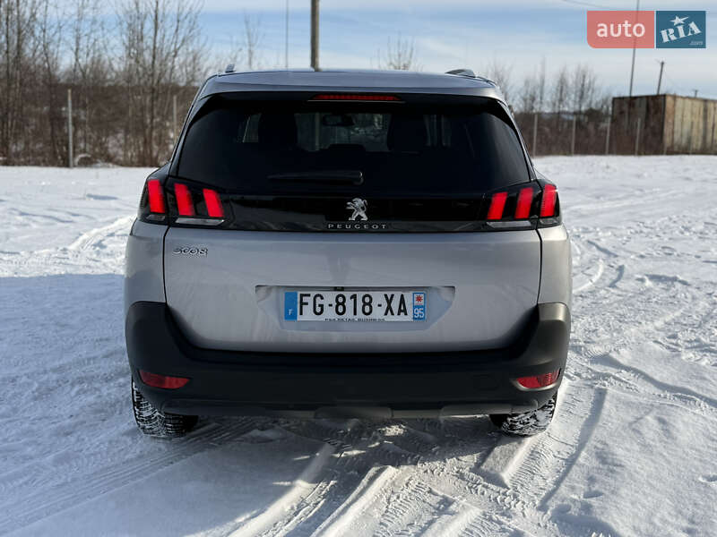 Peugeot 5008 2019