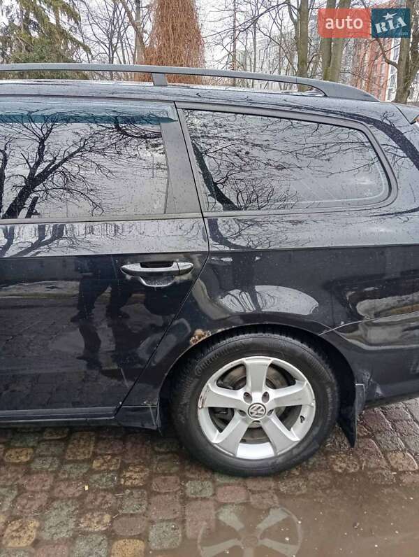 Volkswagen Passat 2011