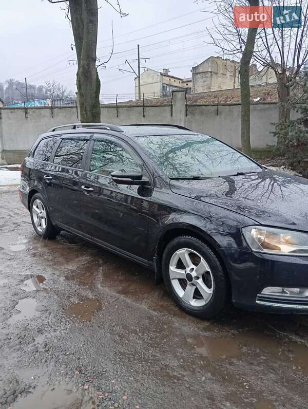 Volkswagen Passat 2011