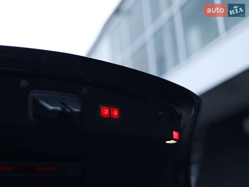 Mercedes-Benz S-Class 2014