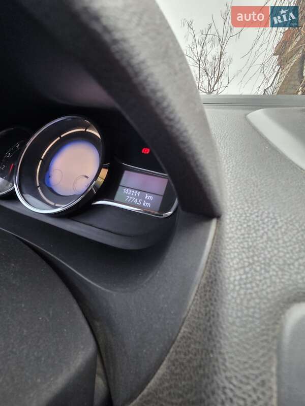 Renault Fluence 2013