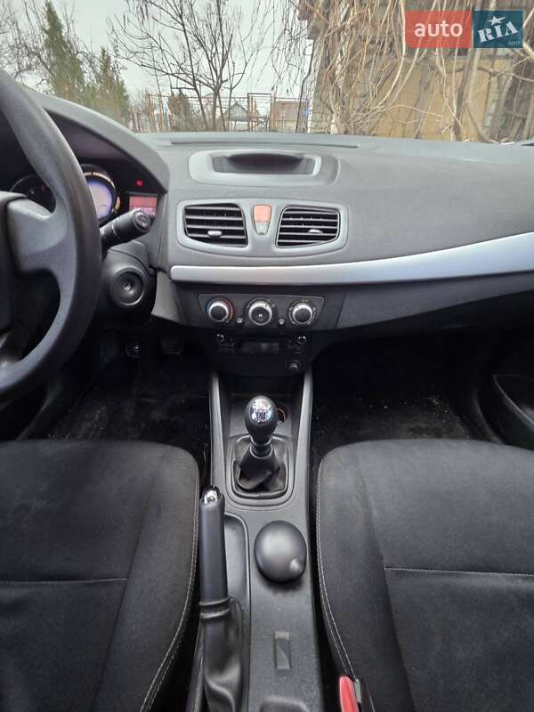 Renault Fluence 2013