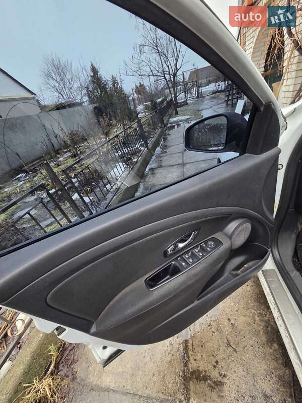 Renault Fluence 2013