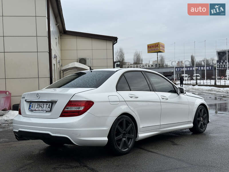 Mercedes-Benz C-Class 2013