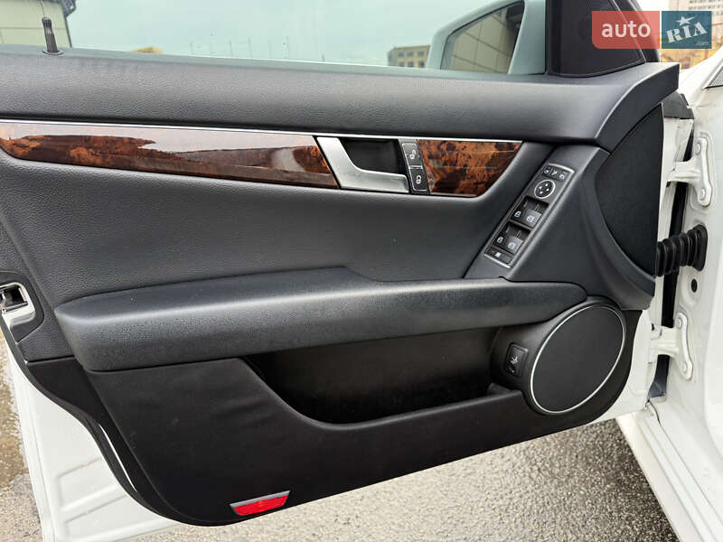 Mercedes-Benz C-Class 2013