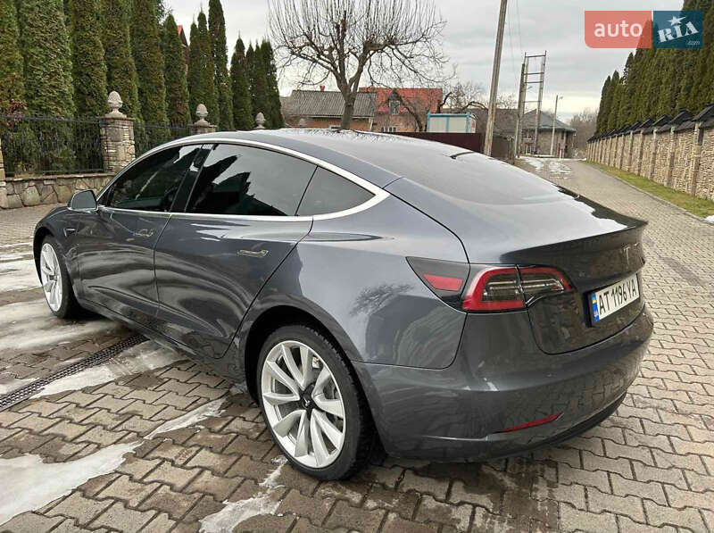 Tesla-4