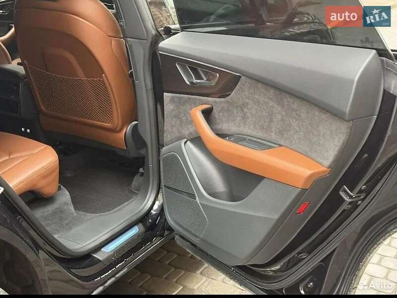 Audi Q8 2019