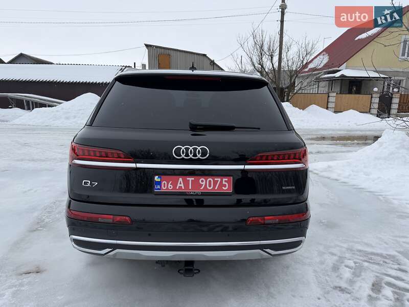 Audi Q7 2021