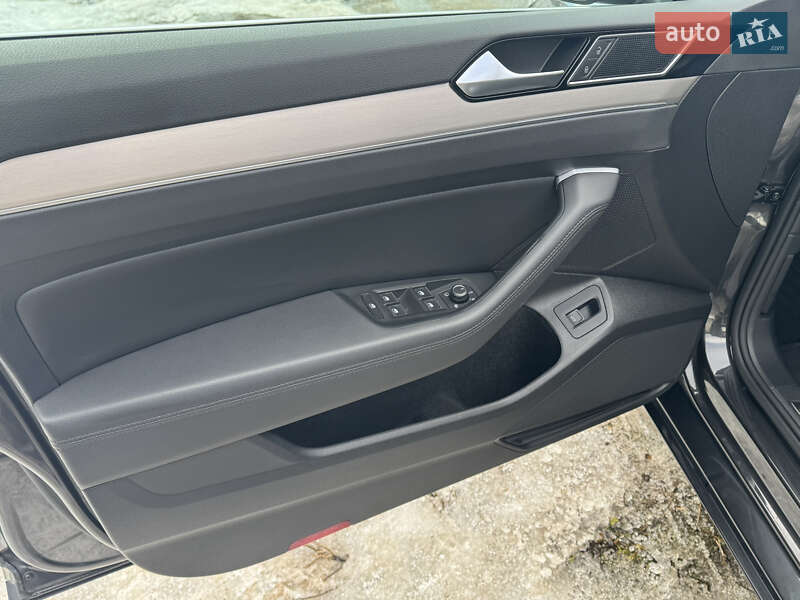 Volkswagen Passat 2019