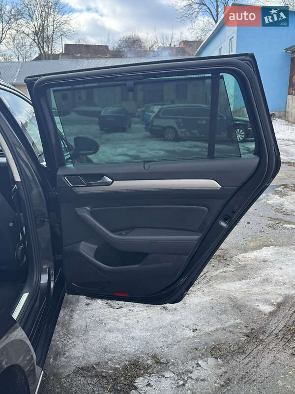 Volkswagen Passat 2019