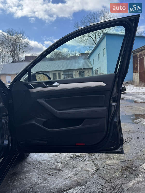 Volkswagen Passat 2019