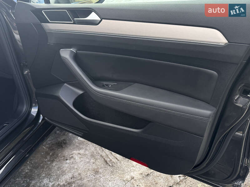 Volkswagen Passat 2019