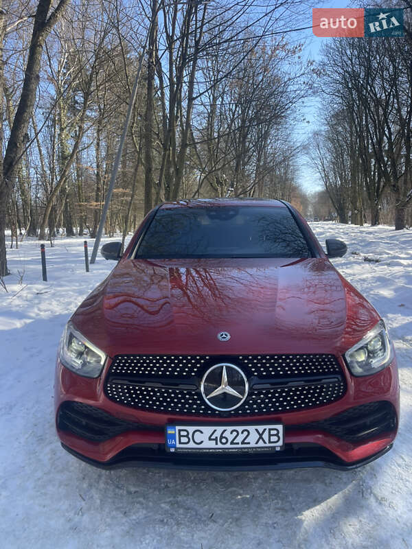 Mercedes-Benz GLC-Class 2019