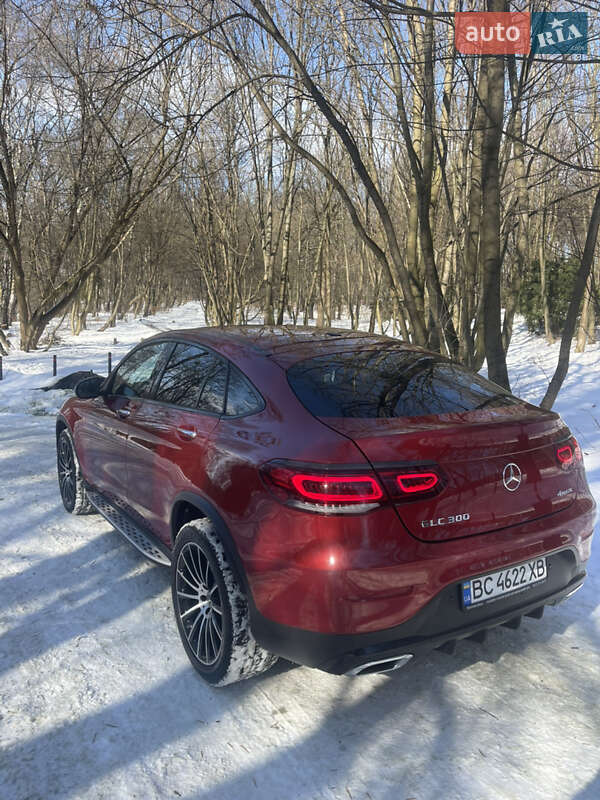 Mercedes-Benz GLC-Class 2019