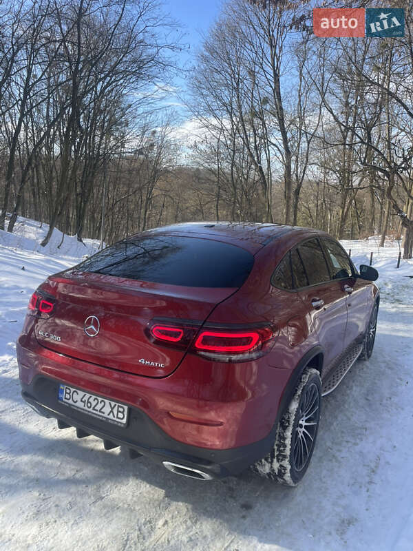 Mercedes-Benz GLC-Class 2019