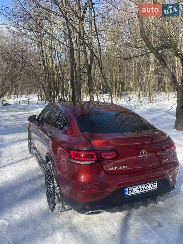 Mercedes-Benz GLC-Class 2019