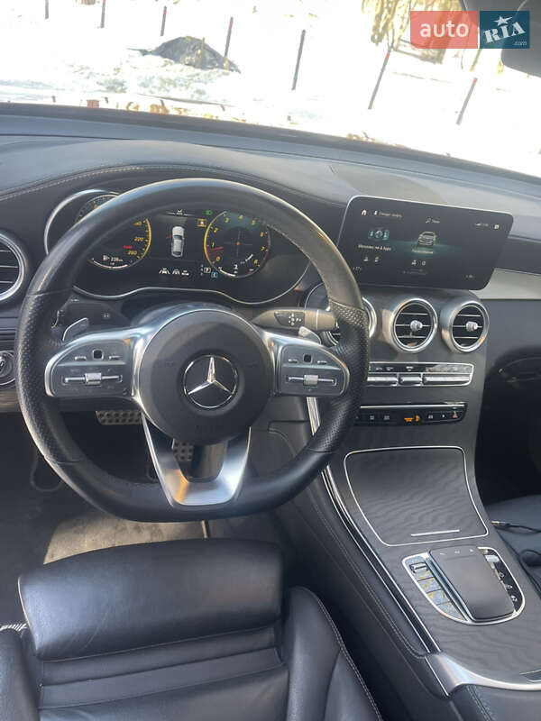 Mercedes-Benz GLC-Class 2019