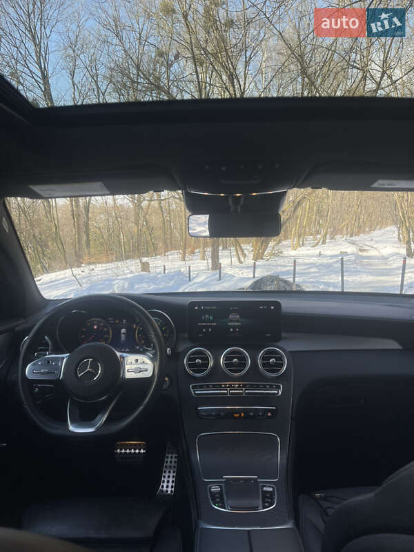 Mercedes-Benz GLC-Class 2019