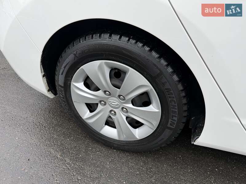 Hyundai Elantra 2014