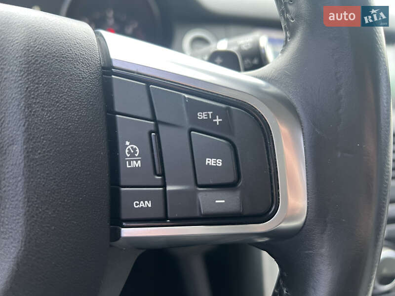 Land Rover Discovery Sport 2016