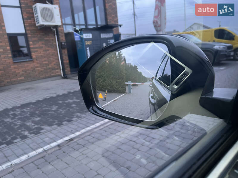 Land Rover Discovery Sport 2016