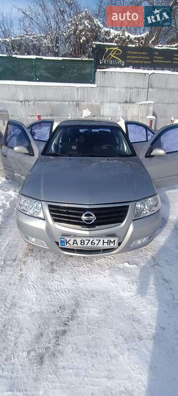 Nissan Almera 2008