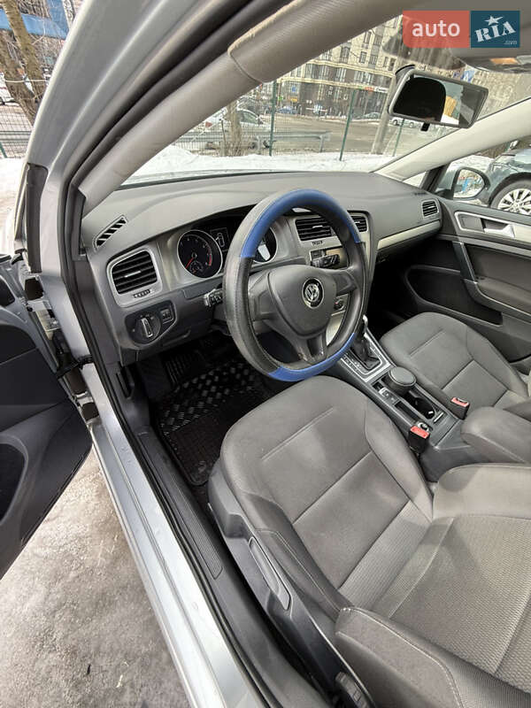 Volkswagen Golf 2015
