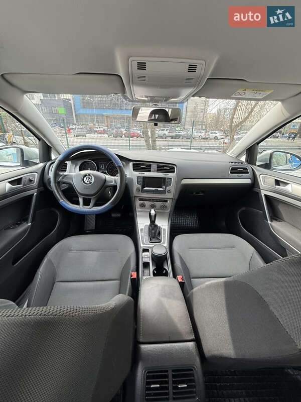 Volkswagen Golf 2015