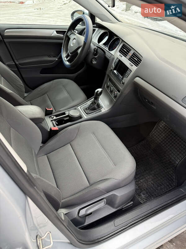 Volkswagen Golf 2015