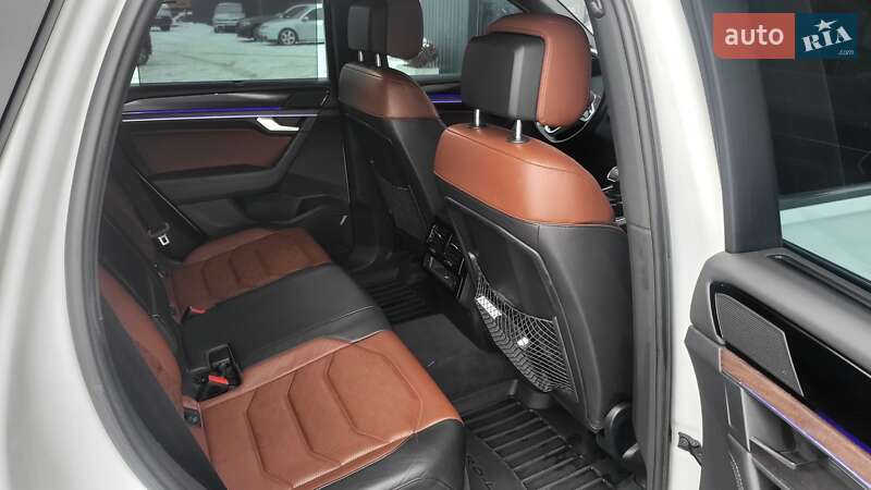 Volkswagen Touareg 2021