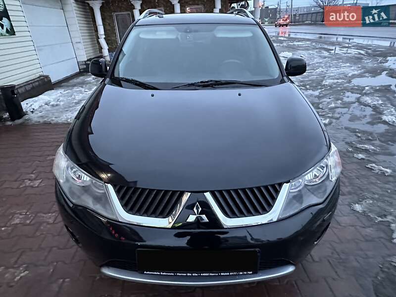 Mitsubishi Outlander XL 2009