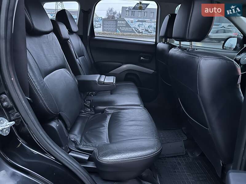 Mitsubishi Outlander XL 2009