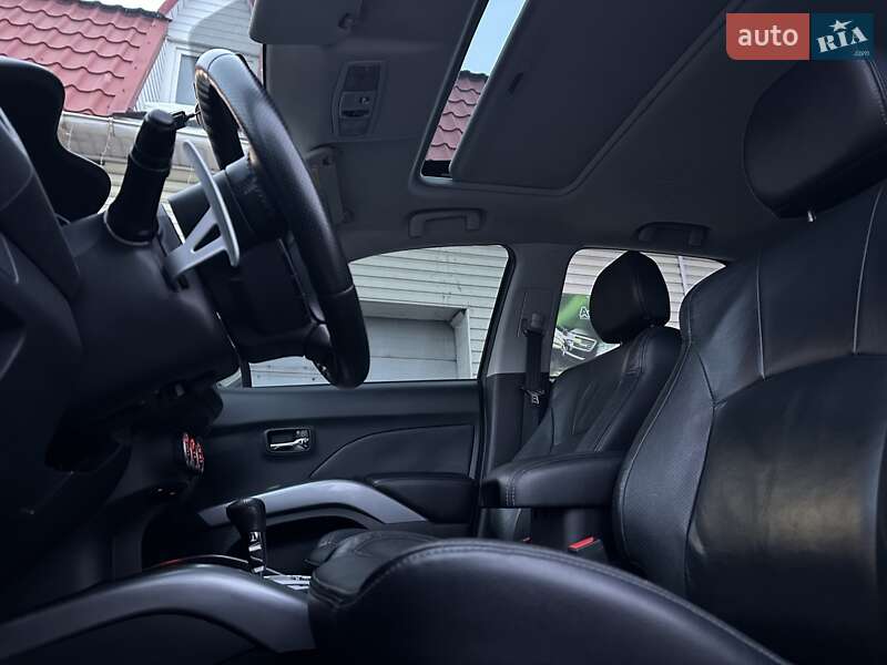 Mitsubishi Outlander XL 2009