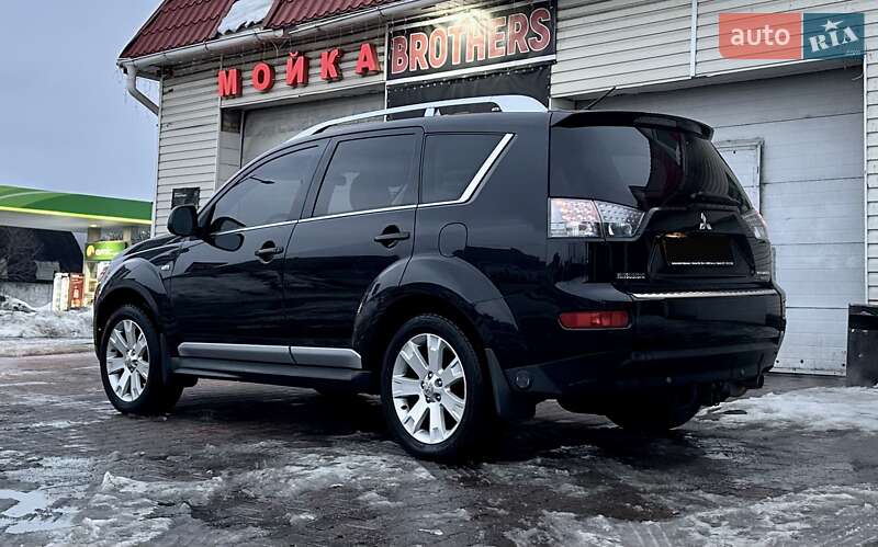 Mitsubishi Outlander XL 2009